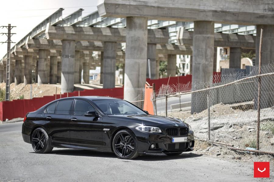  BMW 528i Sedan on Vossen Wheels (HF-1) 2019 года  (фото 13 из 20)